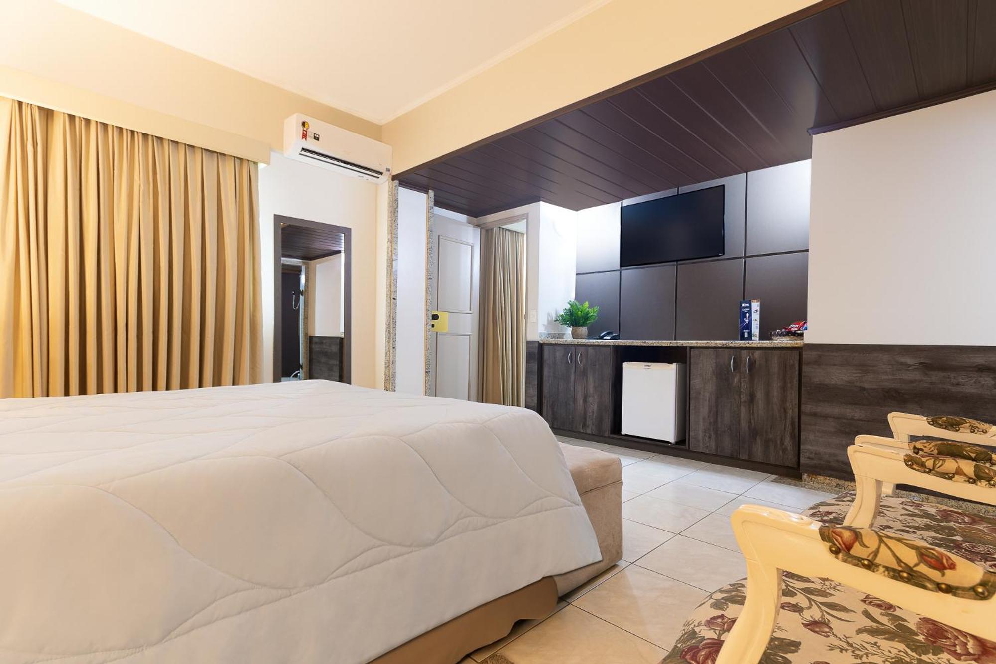 Hotel Dan Inn Franca & Convencoes By Nacional Inn Экстерьер фото